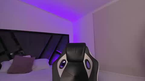 Marilyn online show from 09/25/25, 05:00