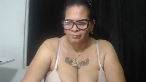 Snapshot of marinamilf chatting on 01/18/26, 07:45 Marina online show from 01/18/26, 07:45