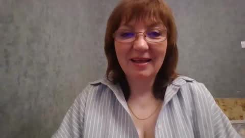 marinamrs online show from 10/10/25, 11:37