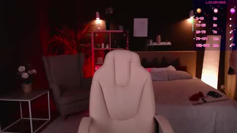 Marine  online show from 09/30/25, 02:11