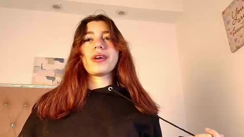 marinette online show from 11/06/25, 01:01