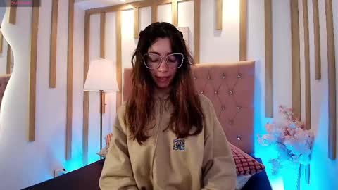 marinette online show from 05/05/26, 12:57