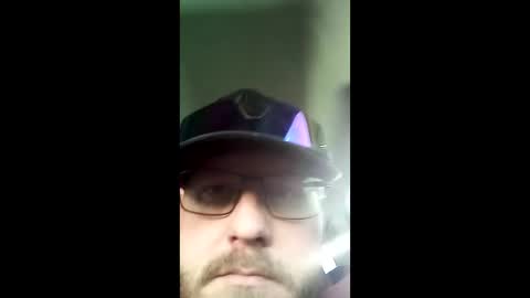 Snapshot of marinevet078 chatting on 03/15/26, 01:17 marinevet078 online show from 03/15/26, 01:17