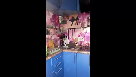 marinka_ online show from 12/21/25, 10:11