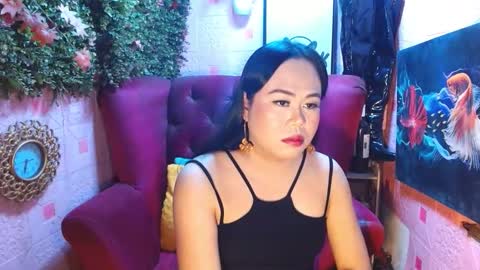 LEAH online show from 09/14/25, 12:15