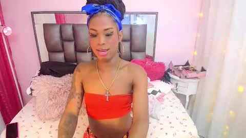 Nathaly online show from 10/25/25, 02:13