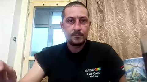 Snapshot of mariqn89 chatting on 10/07/25, 04:53 mariqn89 online show from 10/07/25, 04:53