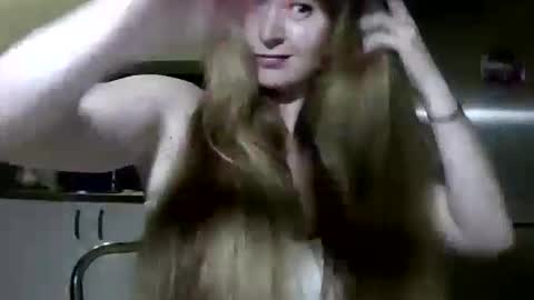 MarizaFouset online show from 06/16/26, 12:57