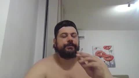 Snapshot of mark2985555 chatting on 11/25/25, 02:55 mark2985555 online show from 11/25/25, 02:55