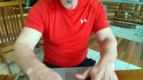Mark online show from 03/03/25, 06:33