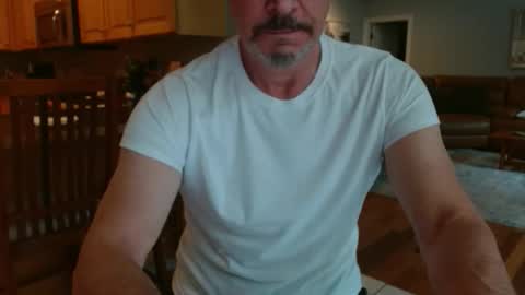 Mark online show from 10/24/25, 07:32