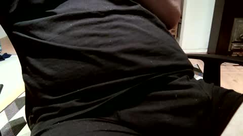 Mark online show from 12/05/25, 04:21