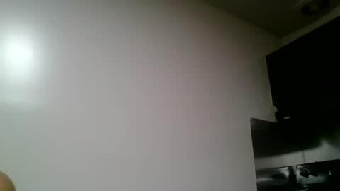 mark7062012 online show from 05/17/26, 03:26