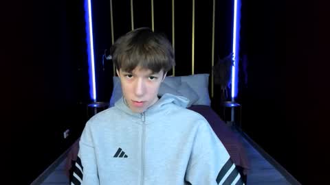 Mark online show from 01/15/26, 04:33