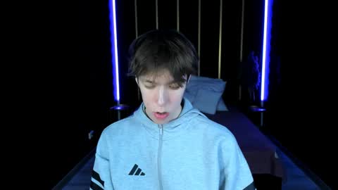 Mark online show from 04/24/26, 12:51