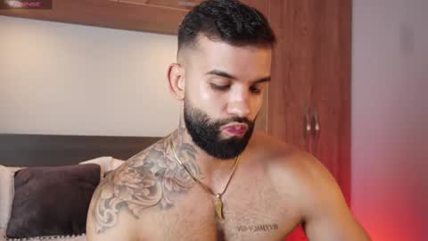 Mark online show from 09/27/25, 12:04