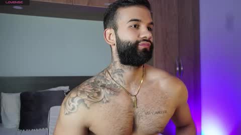 Mark online show from 10/06/25, 09:01