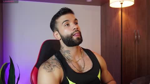 Mark online show from 11/14/25, 10:18