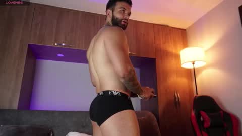 Mark online show from 01/09/26, 11:06