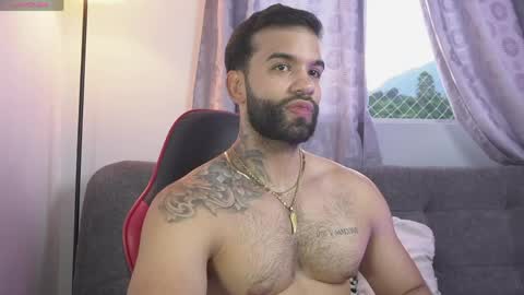 Snapshot of mark_hazze chatting on 05/03/26, 11:00 Mark online show from 05/03/26, 11:00