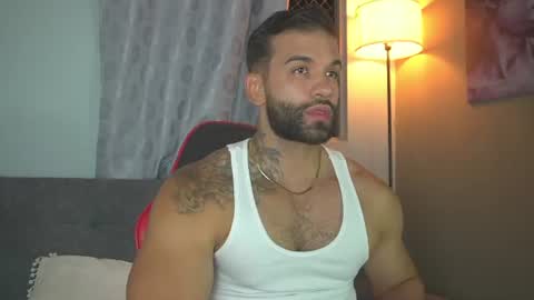 Snapshot of mark_hazze chatting on 07/13/26, 01:08 Mark online show from 07/13/26, 01:08