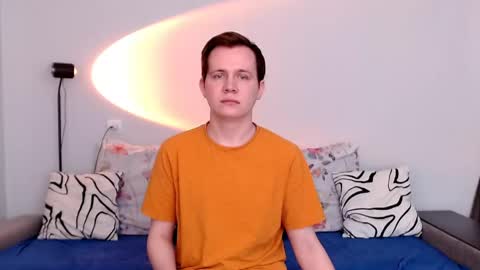 Mark online show from 05/08/26, 02:28
