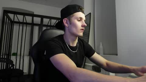 MARK KARSON online show from 09/30/25, 06:57