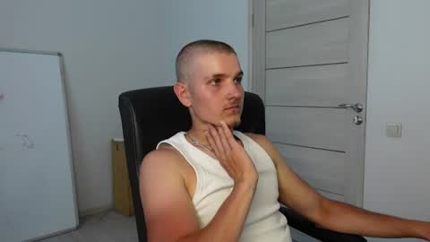 Snapshot of mark_karson chatting on 06/29/26, 01:22 MARK KARSON online show from 06/29/26, 01:22