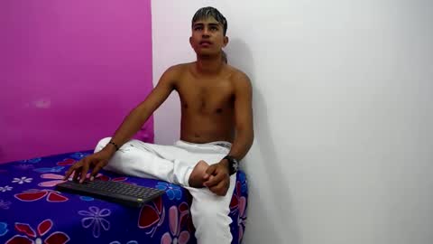 mark_latin18 online show from 02/07/25, 12:50