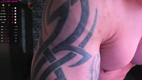 Mark online show from 04/10/26, 01:00