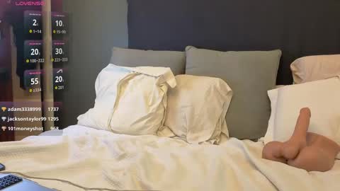 Mark online show from 04/12/26, 06:24