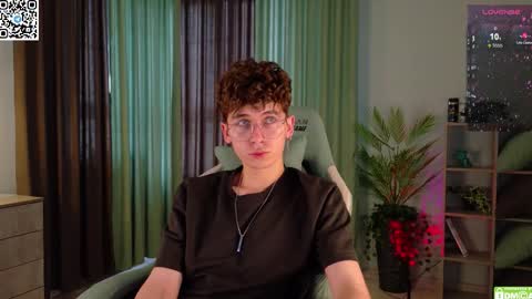 Mark online show from 10/08/25, 08:01