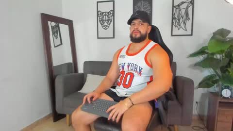 mark_x23 online show from 04/13/26, 01:44