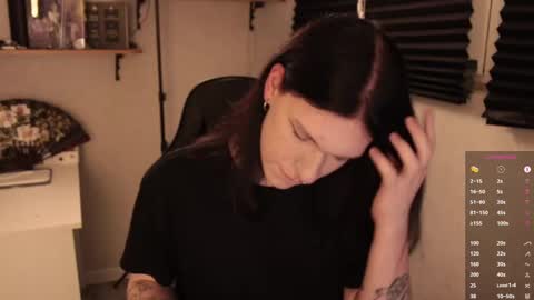 Mark online show from 02/18/25, 09:09