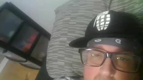 mark online show from 01/02/25, 07:33