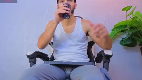 Snapshot of markoss_miles chatting on 08/01/26, 12:04 Markos online show from 08/01/26, 12:04