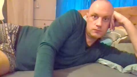 Snapshot of markus_7 chatting on 10/03/25, 06:43 markus_7 online show from 10/03/25, 06:43
