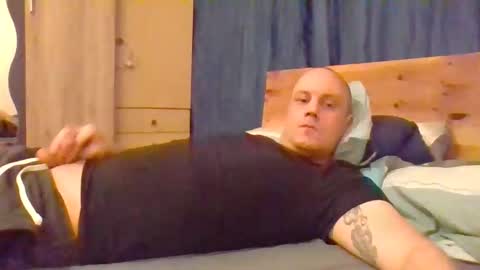 Snapshot of markus_7 chatting on 10/15/25, 02:33 markus_7 online show from 10/15/25, 02:33