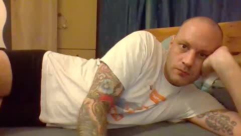 Snapshot of markus_7 chatting on 10/19/25, 02:23 markus_7 online show from 10/19/25, 02:23