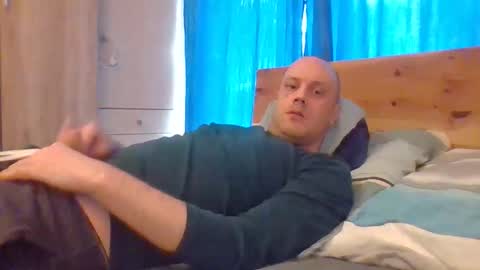 markus_7 online show from 11/23/25, 10:26