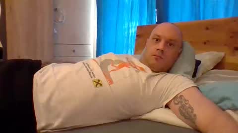 markus_7 online show from 04/22/26, 01:23