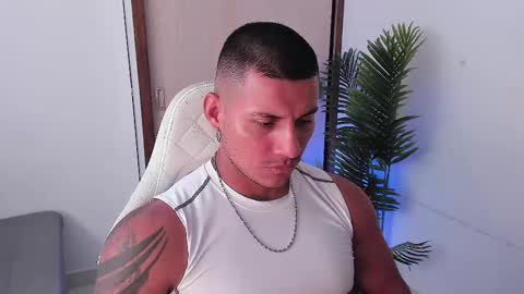 markus... Y online show from 10/23/25, 03:22