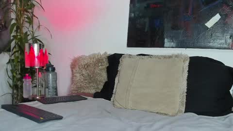 Snapshot of markus_latin chatting on 01/15/25, 01:31 Markus latin online show from 01/15/25, 01:31