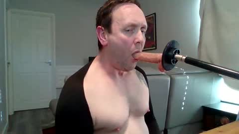 Markus online show from 04/23/26, 04:42