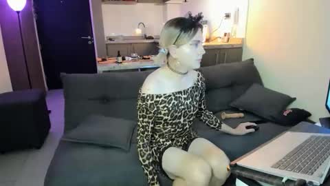 Snapshot of marla85 chatting on 06/10/26, 02:56 marla85 online show from 06/10/26, 02:56