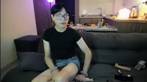 Snapshot of marla85 chatting on 06/11/26, 02:53 marla85 online show from 06/11/26, 02:53