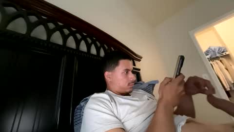 Snapshot of marlonnolascotabora15 chatting on 05/08/26, 10:04 marlonnolascotabora15 online show from 05/08/26, 10:04