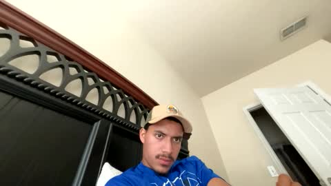 Snapshot of marlonnolascotabora15 chatting on 06/06/26, 08:02 marlonnolascotabora15 online show from 06/06/26, 08:02