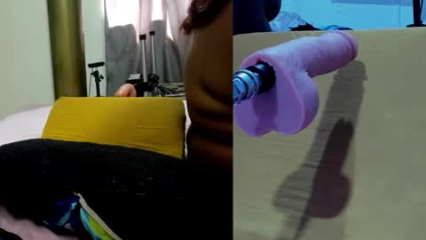 marlyn_black online show from 12/20/25, 06:59