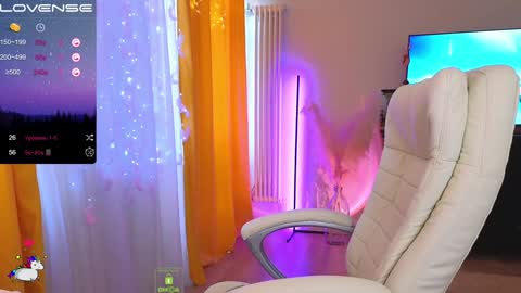 Alena online show from 01/04/25, 11:43